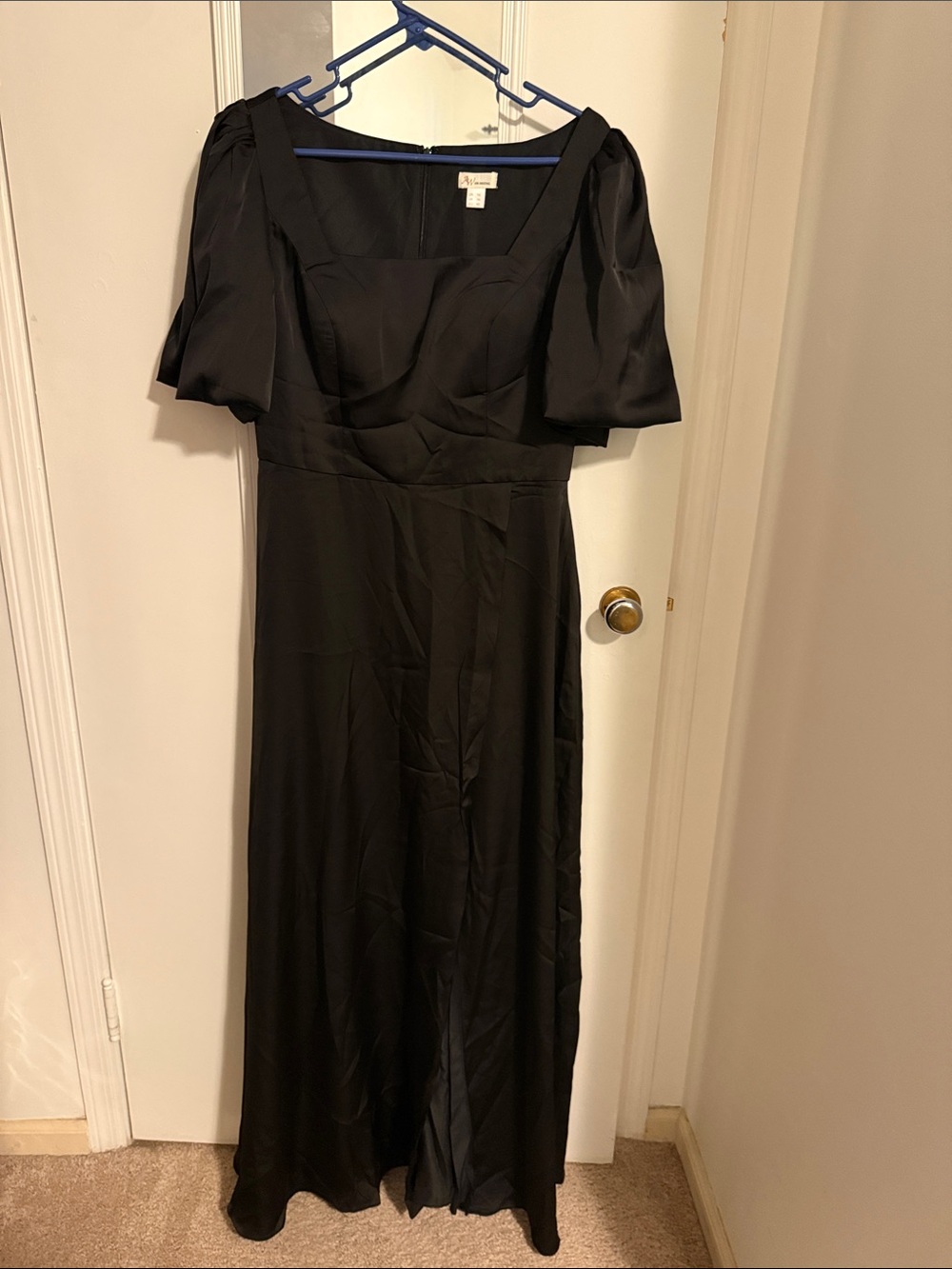 Elegant Black Square-Neck Maxi Dress